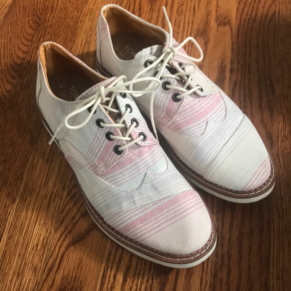 Tom's Oxford Shoes